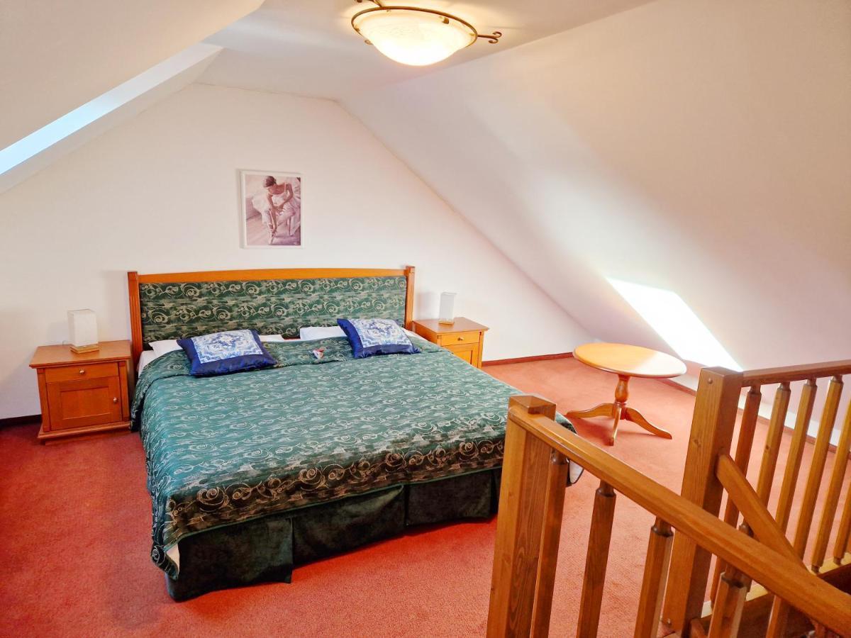 Romantik Hotel Eleonora Tabor Zewnętrze zdjęcie