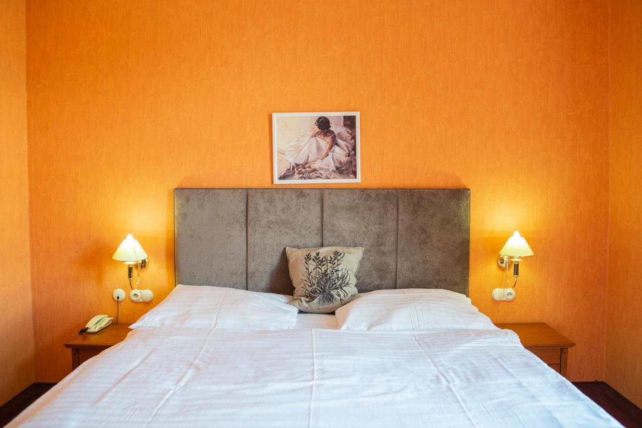 Romantik Hotel Eleonora Tabor Zewnętrze zdjęcie