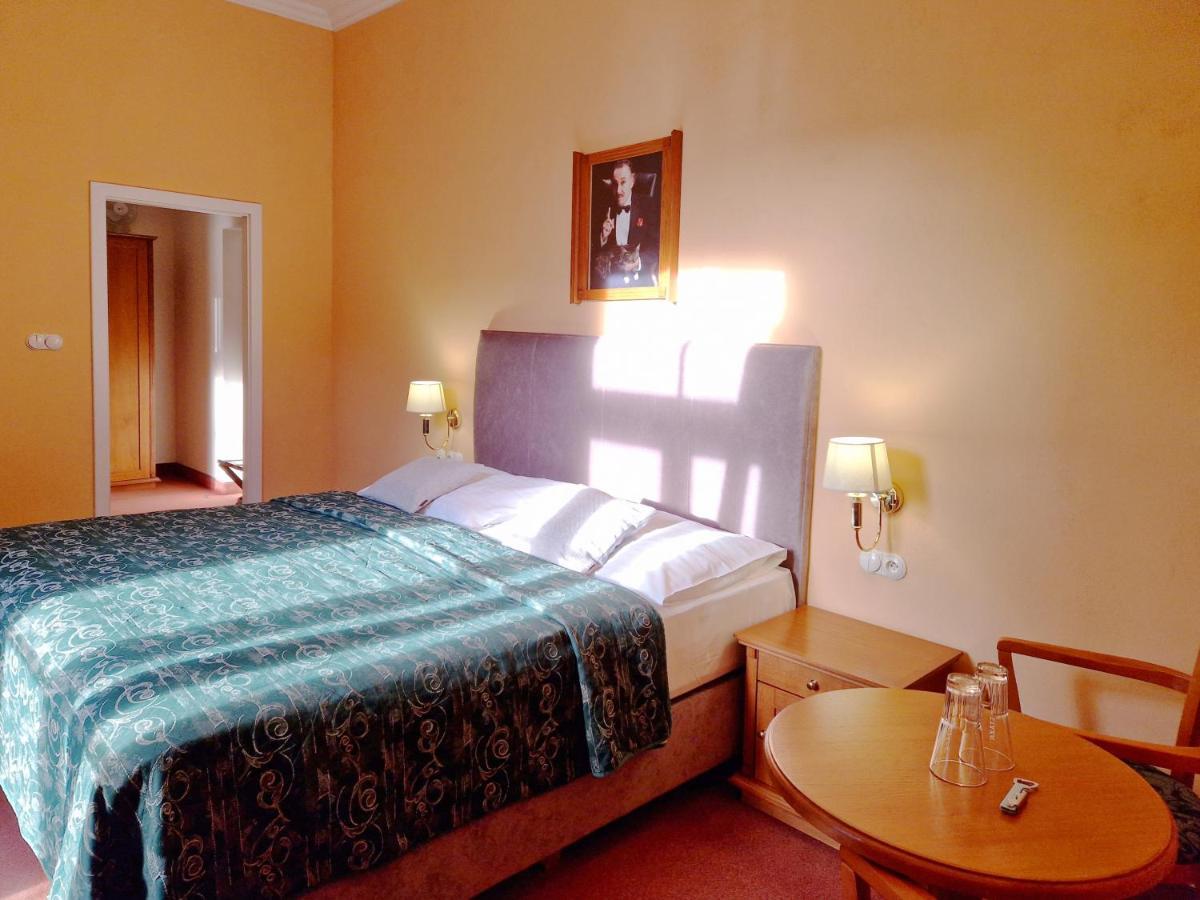 Romantik Hotel Eleonora Tabor Zewnętrze zdjęcie